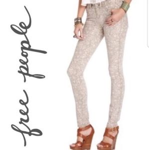 FREE PEOPLE 28 Millenium Floral Print Skinny Jeans Size 28